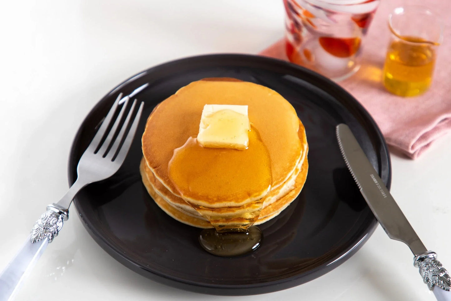 サーターアンダギーミックス 500g 沖縄製粉 パンケーキ(ホットケーキ)盛り付けイメージ