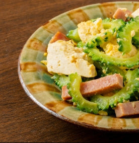 豆腐とゴーヤーのチャンプルー